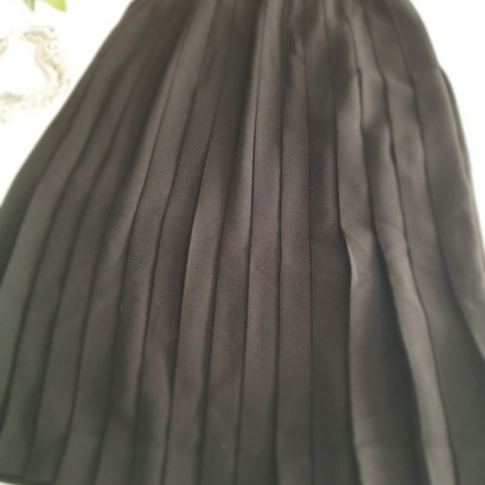 Burberry skirt uniform Back Pleated Wrap Front New With Tags - Picture 7 of 12